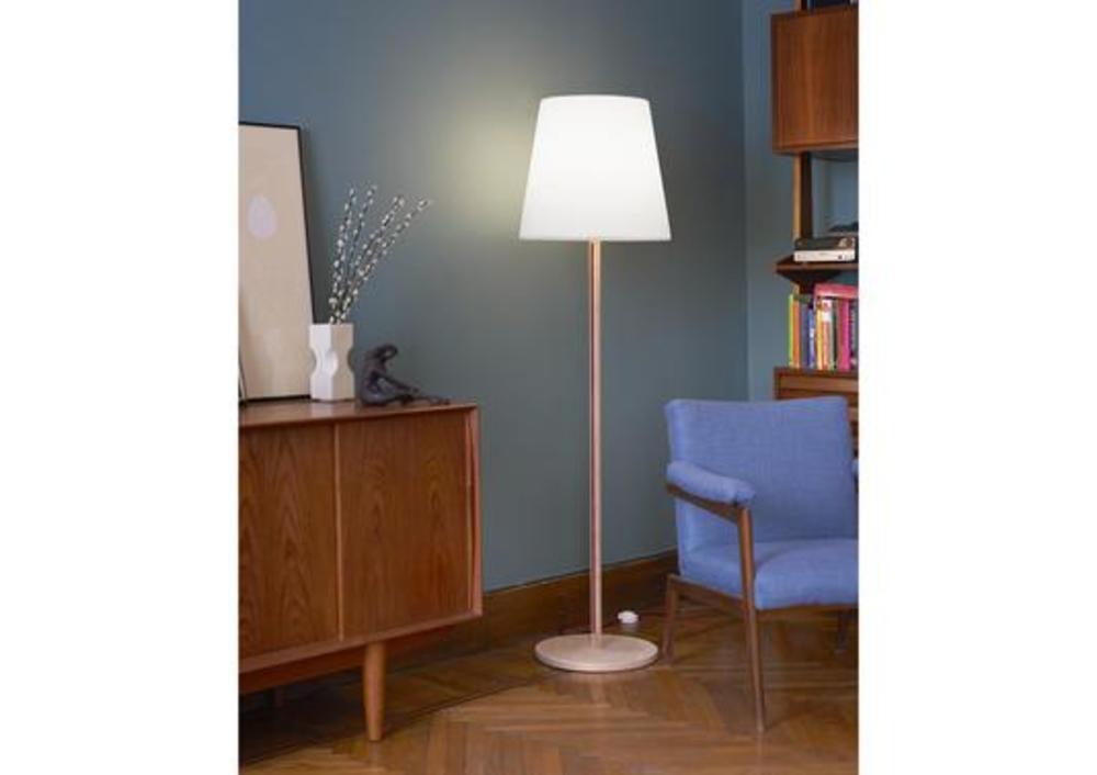 Lampadaire en bois