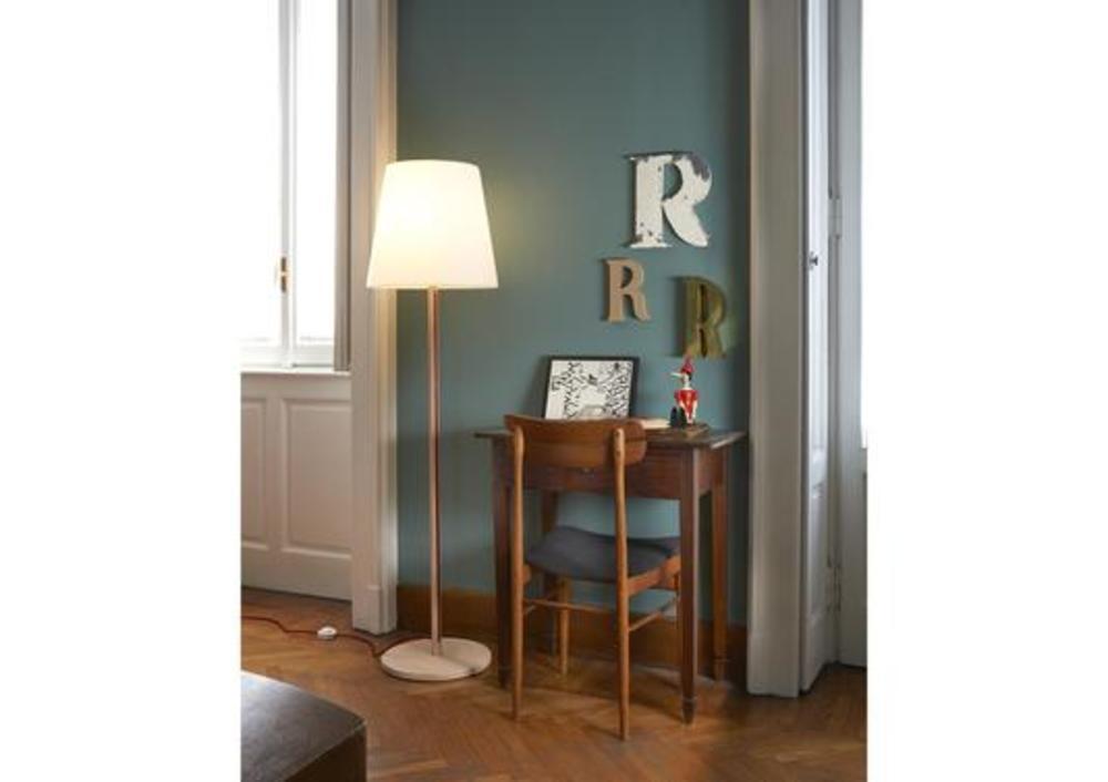 Lampadaire en bois 3