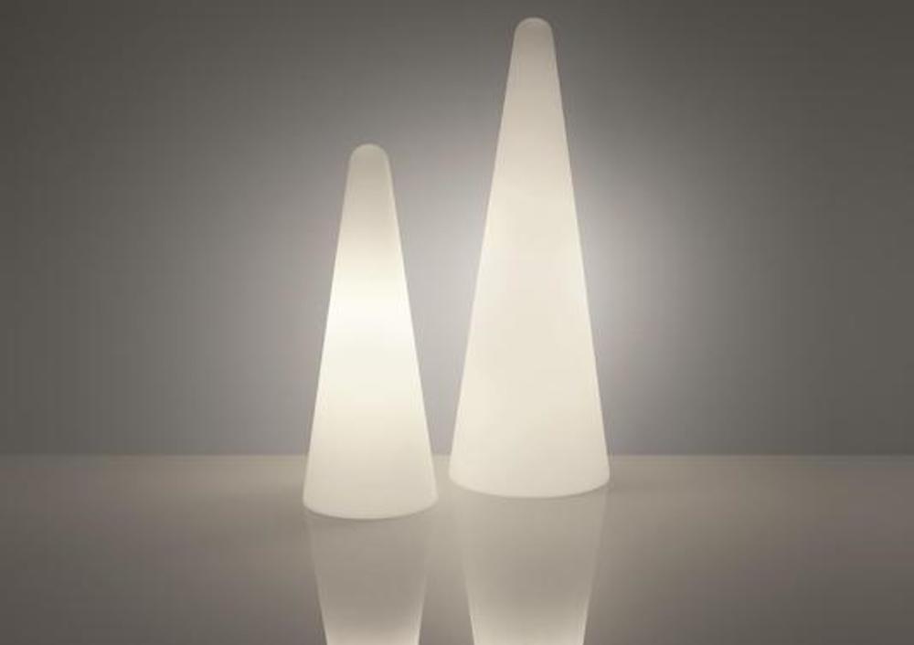 Lumière conique à poser au sol 3