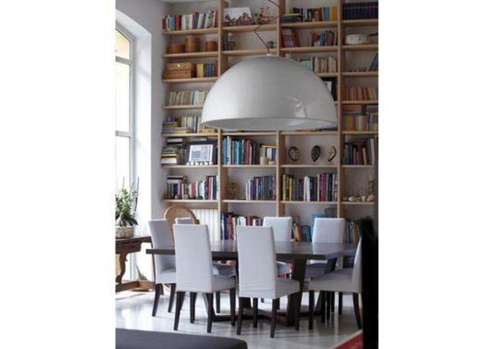 Très grand lustre en forme de coupole 1