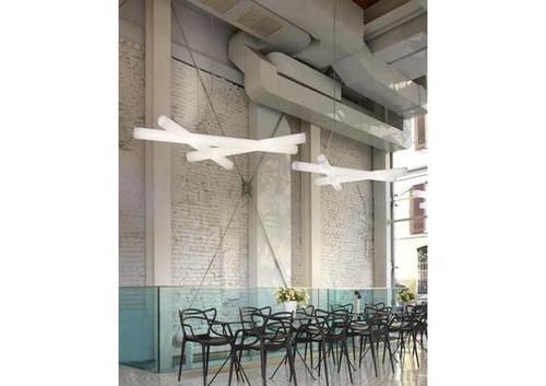 Suspension moderne batonnée triagulaire