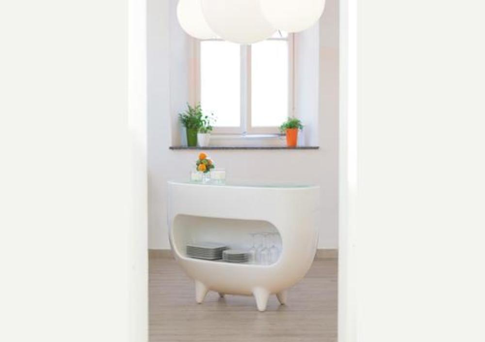 Bar oval sur pieds avec rangement 2