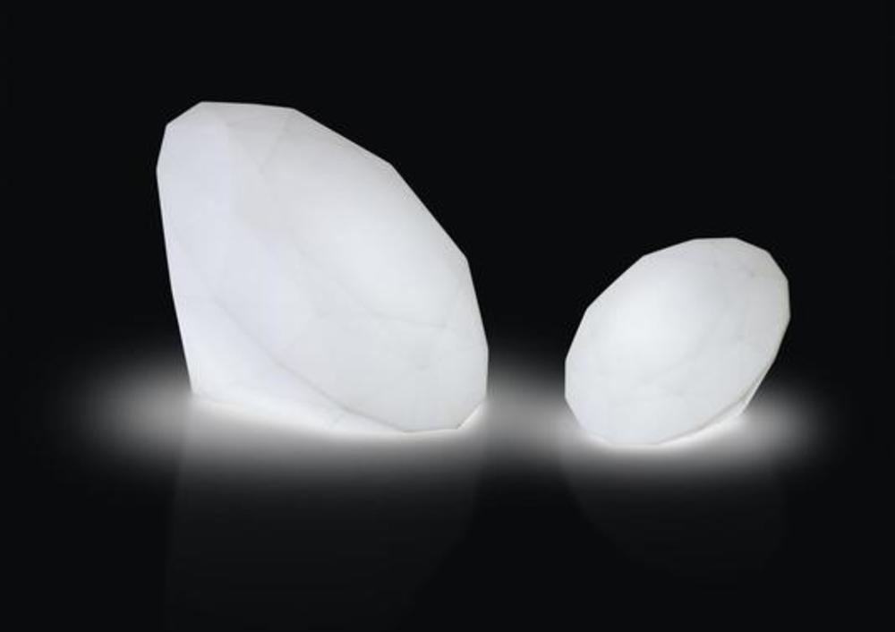 Grande lumière en forme de diamant à poser 2