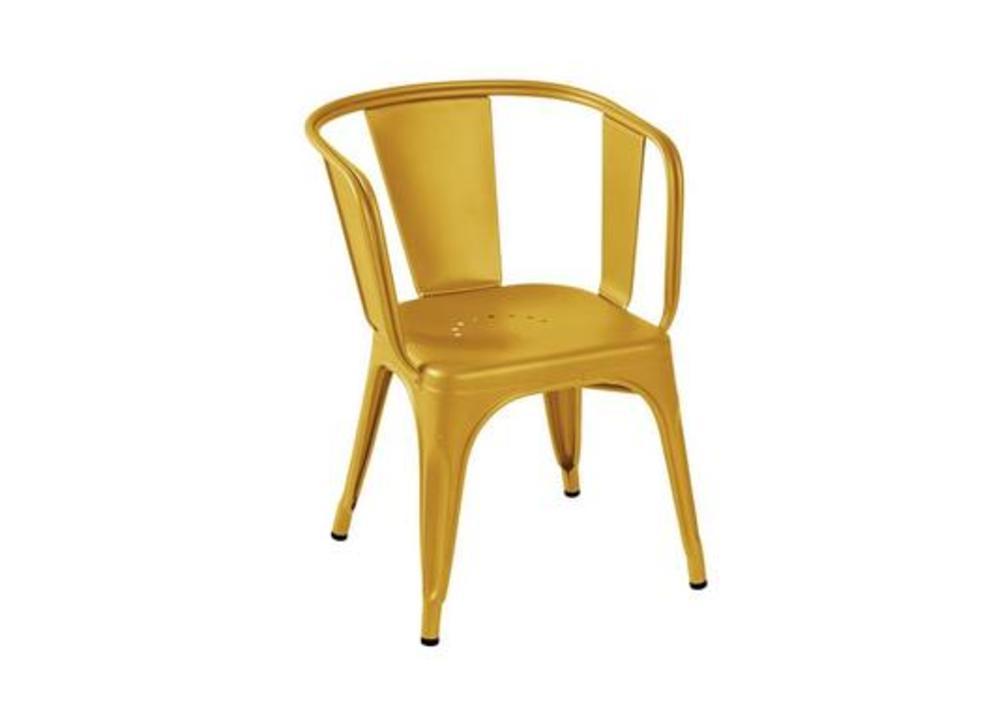 L'incontournable fauteuil métallique TOLIX 2