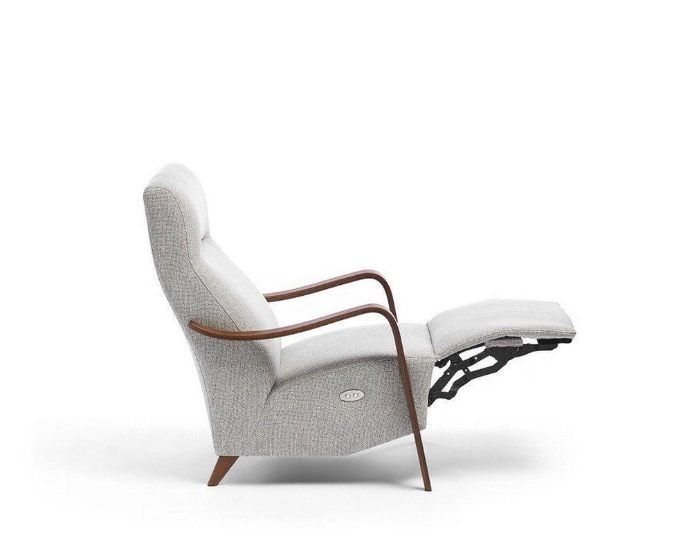 Fauteuil contemporain pieds bois avec repose-pieds extensible  2