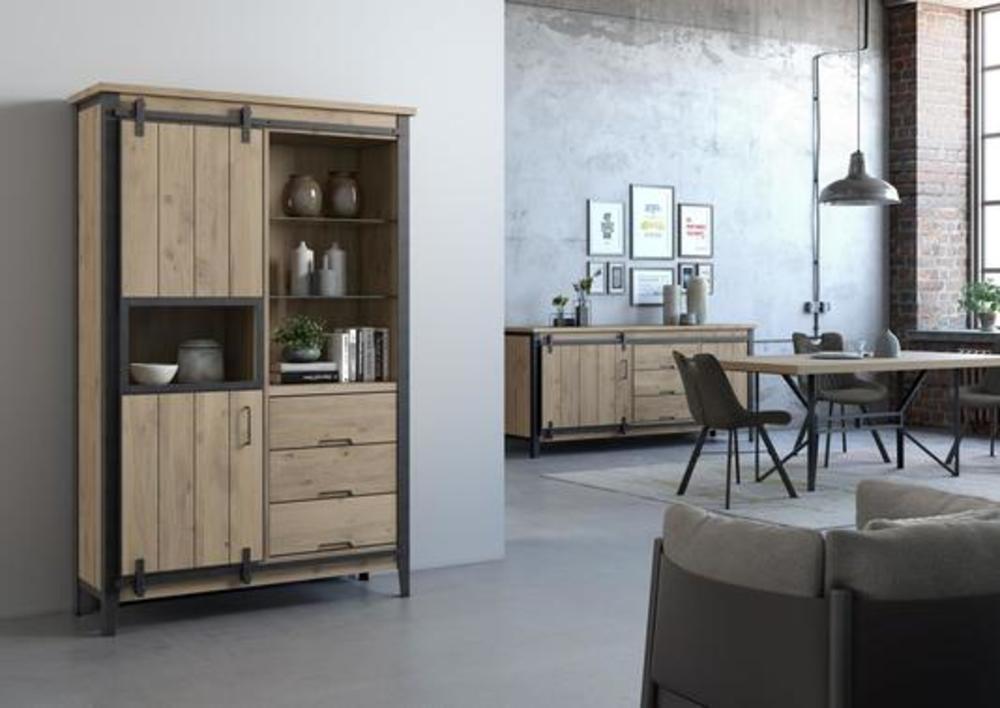 Vitrine haute bois et métal avec éclairage niche  2