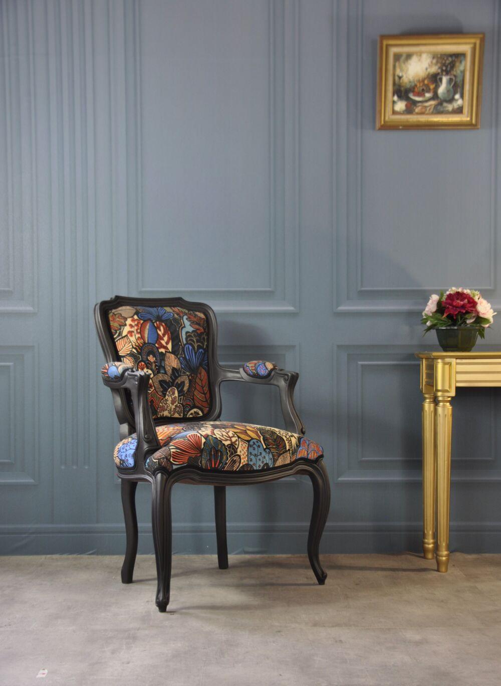 Fauteuil de style avec accoudoirs 100% personnalisable