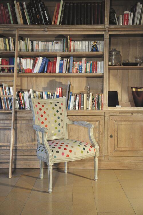 Fauteuil de style classique entièrement personnalisable