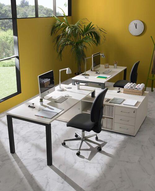 Bureau avec module de rangement intégré