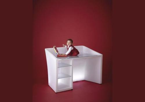 Bureau lumineux avec plateau de verre